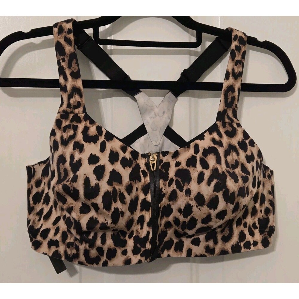 Victoria’s Secret Knockout Leopard Front-Zip Sports Bra 38D